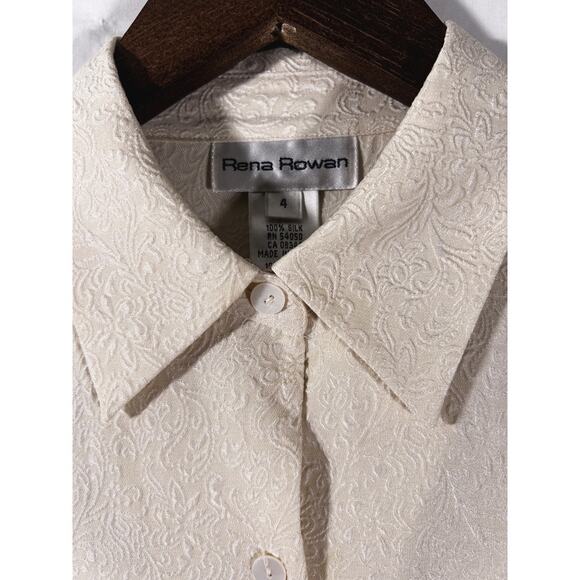 Rena Rowan Vintage 100% Silk Cream Embossed Button Up Top Women's 4 - Picture 2 of 9